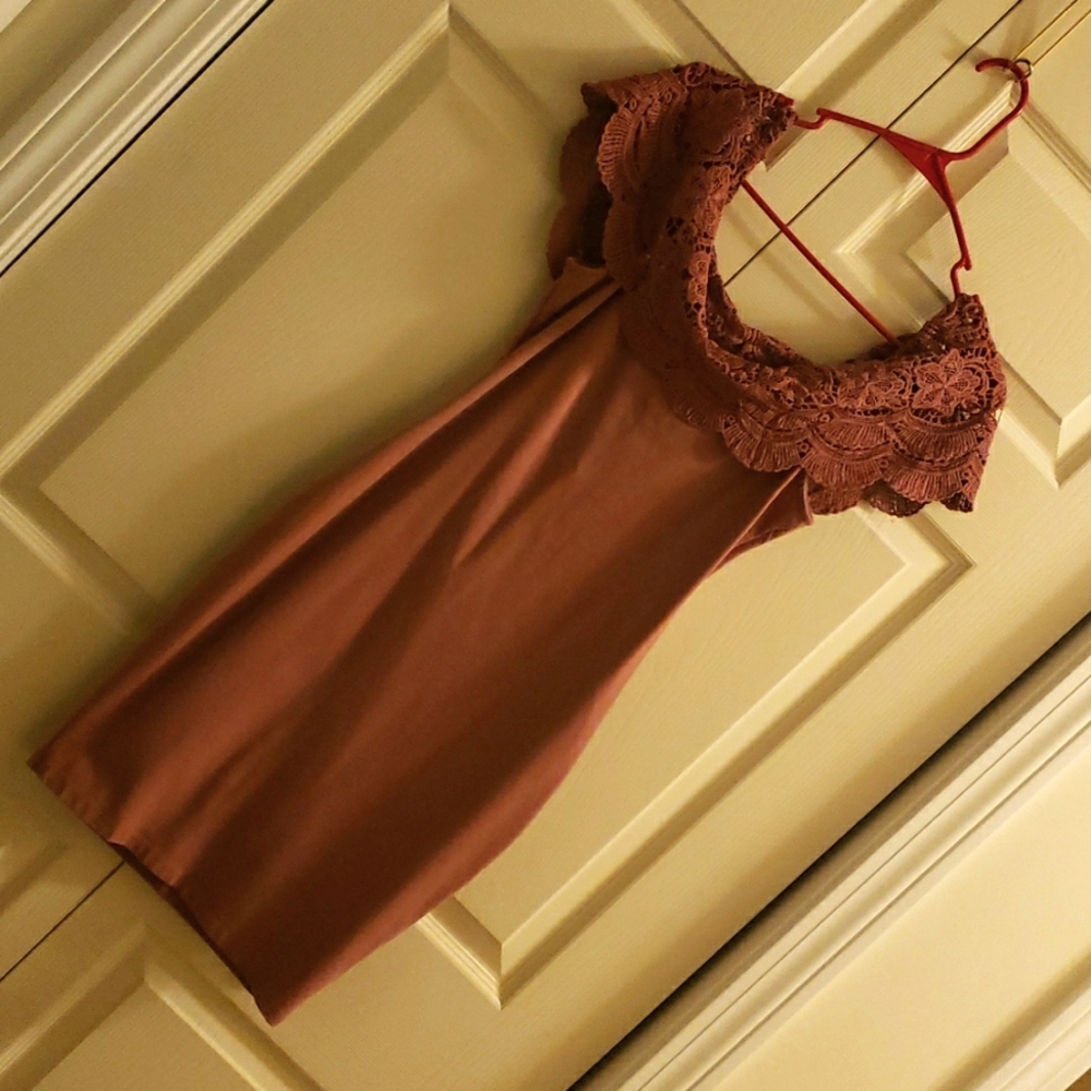 Rustic mauve dress, lace at top, brand Love Chesley, size M